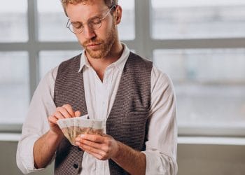 penzt szamolo fiatal