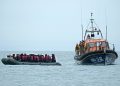 La Manche csatornán illegálisan átkelők hazatelepítésében