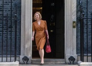 Végleg eltörölni az örökösödési adót